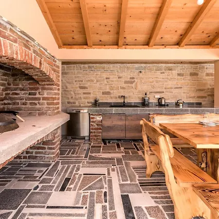 7 Bedroom Awesome In Holiday home *