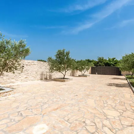 7 Bedroom Awesome In 펜션 *