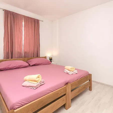 7 Bedroom Awesome In * Polaca