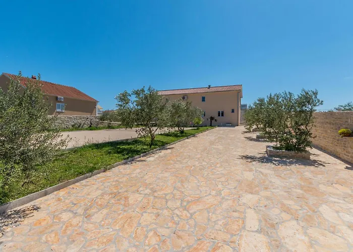 7 Bedroom Awesome In Polaca
