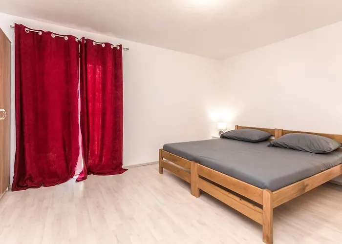 7 Bedroom Awesome In * Polaca