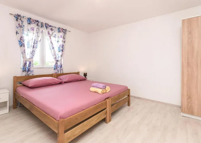 7 Bedroom Awesome In Polaca