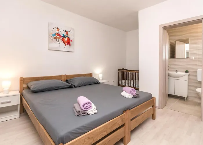 7 Bedroom Awesome In Polaca